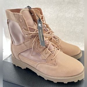 NWT Sorel Women’s Boots Size: 9.5